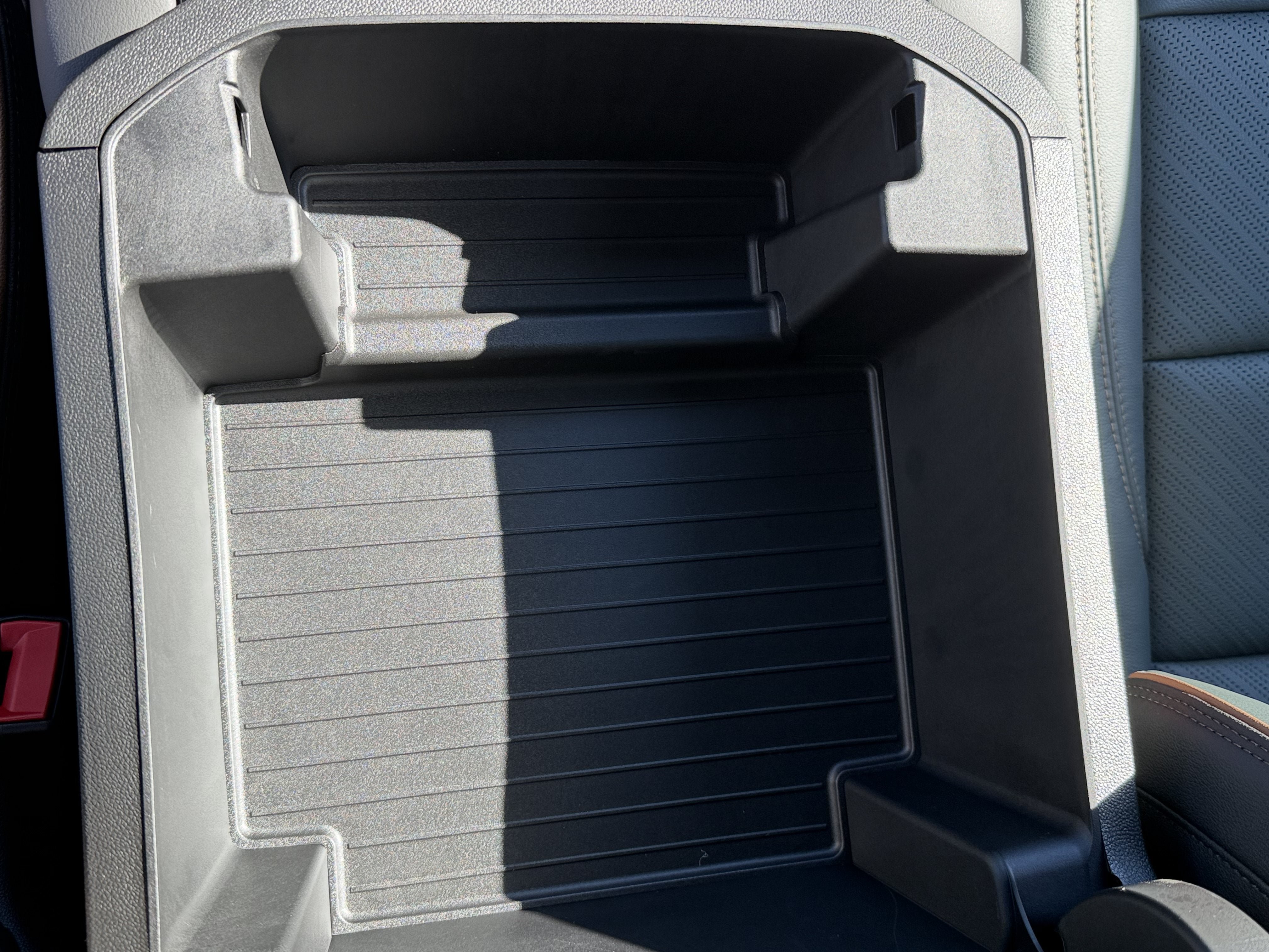 New 2027 GMC Yukon AT4 w/ AT4 Premium Plus Package AWD/4WD image 32