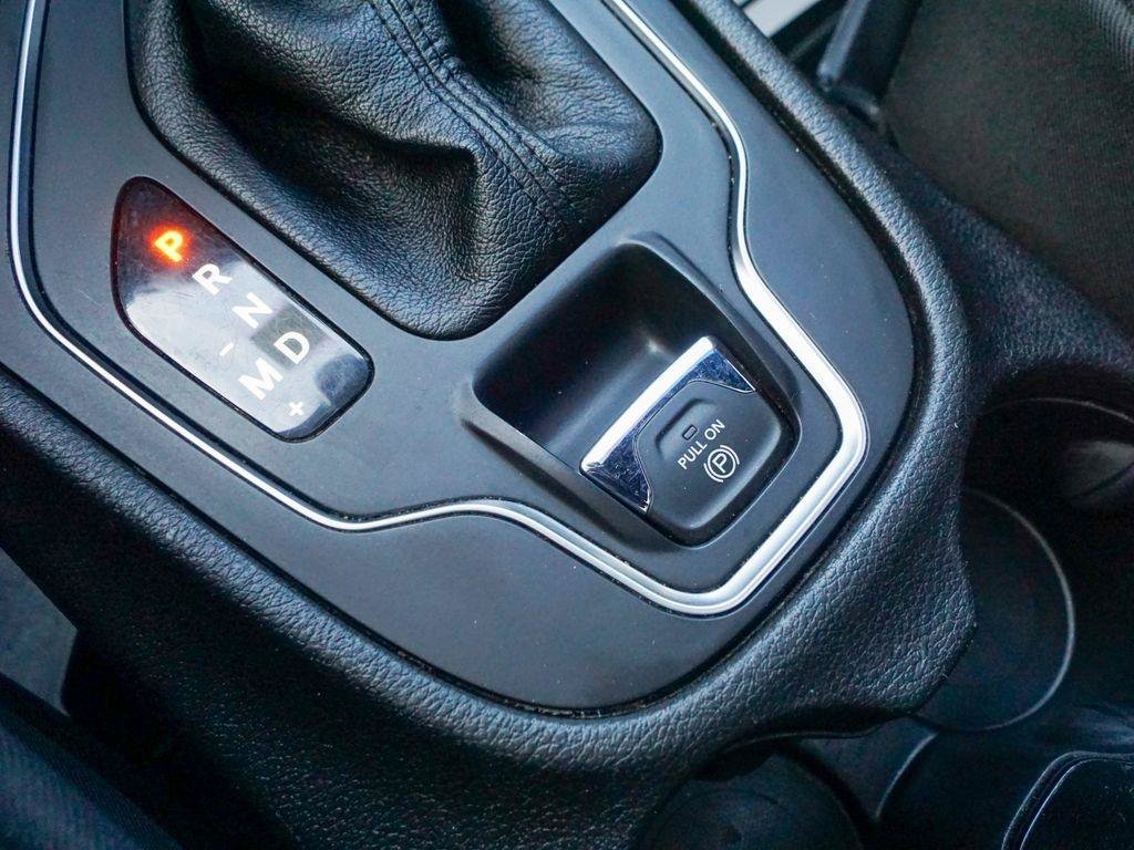 Used 2021 Jeep Cherokee Latitude Lux 80th Anniv w/ Quick Order Package 26U 80TH FWD image 23