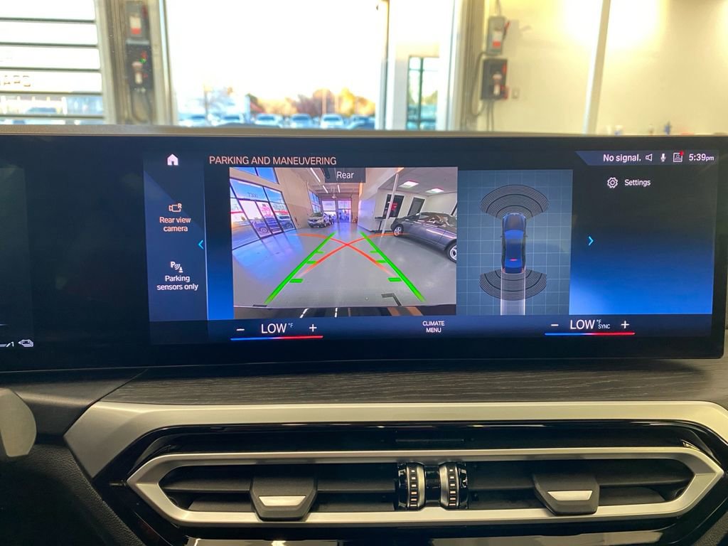 Used 2024 BMW 330e xDrive image 26