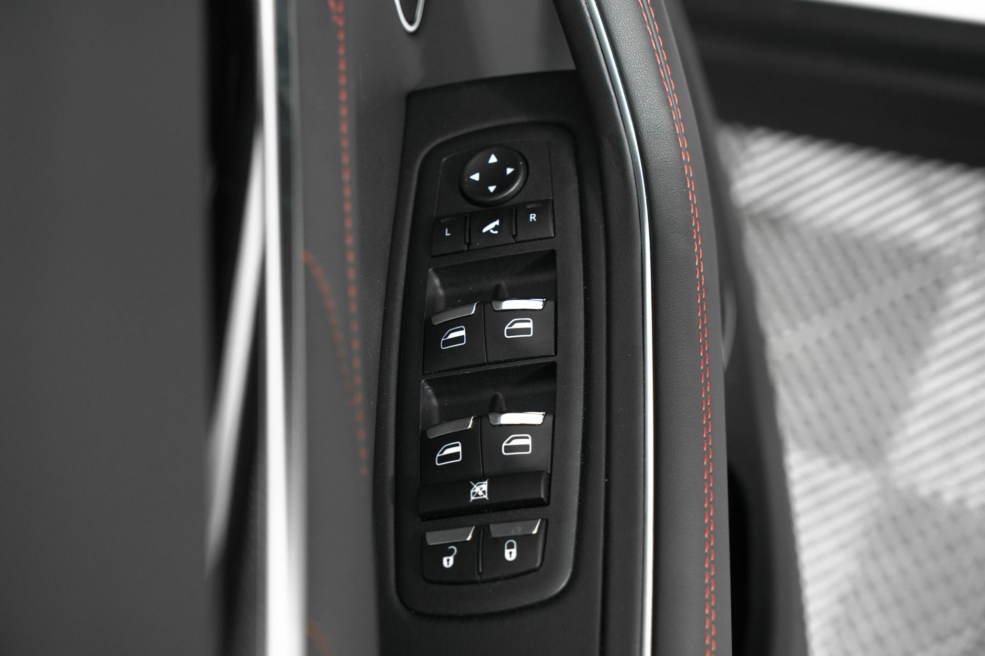 New 2024 Maserati Levante GT Ultima image 29