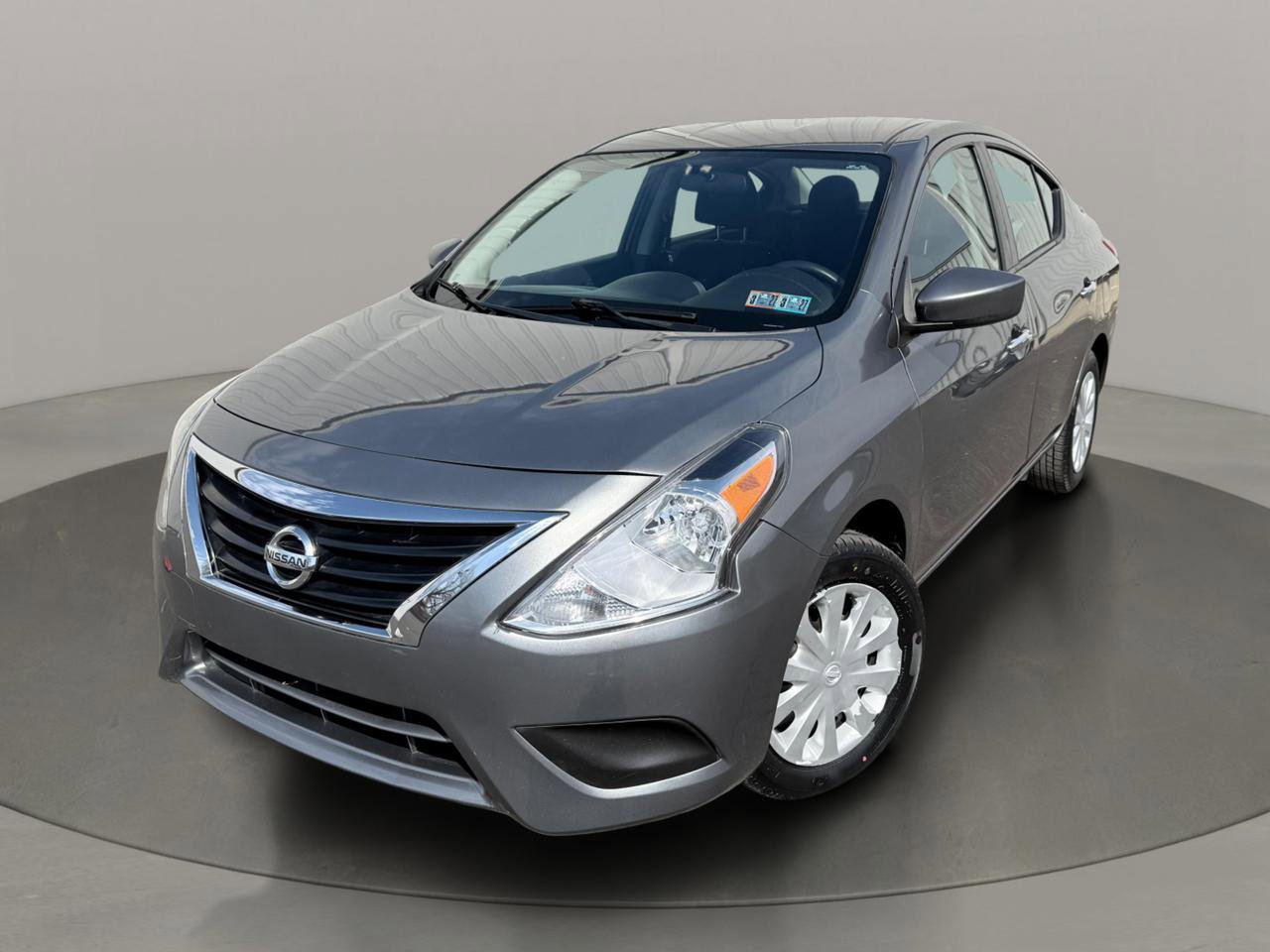 Used 2019 Nissan Versa SV image 34