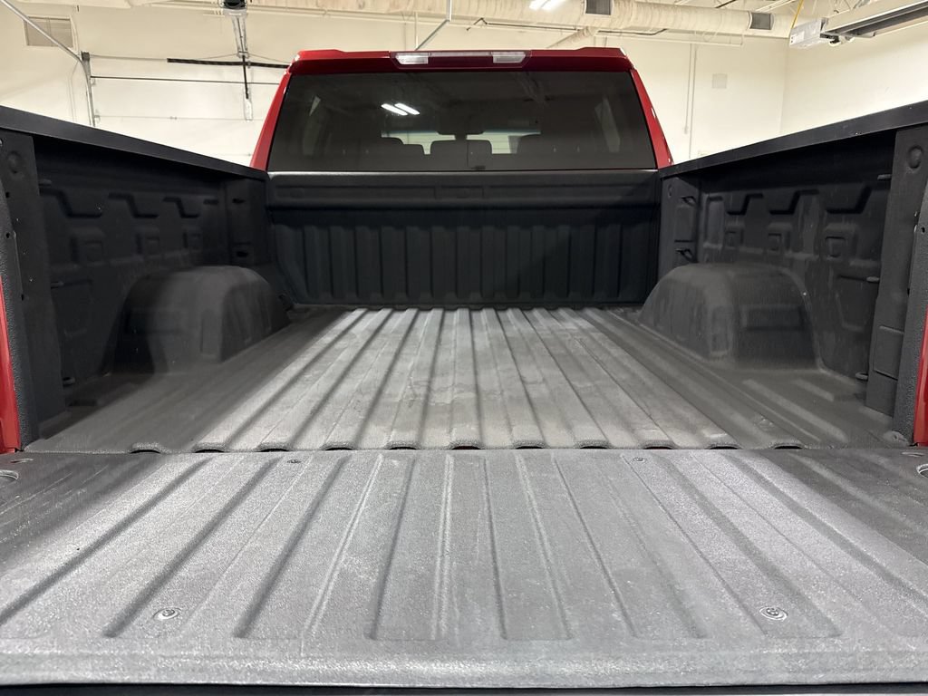 Used 2022 Chevrolet Silverado 1500 LT AWD/4WD image 23