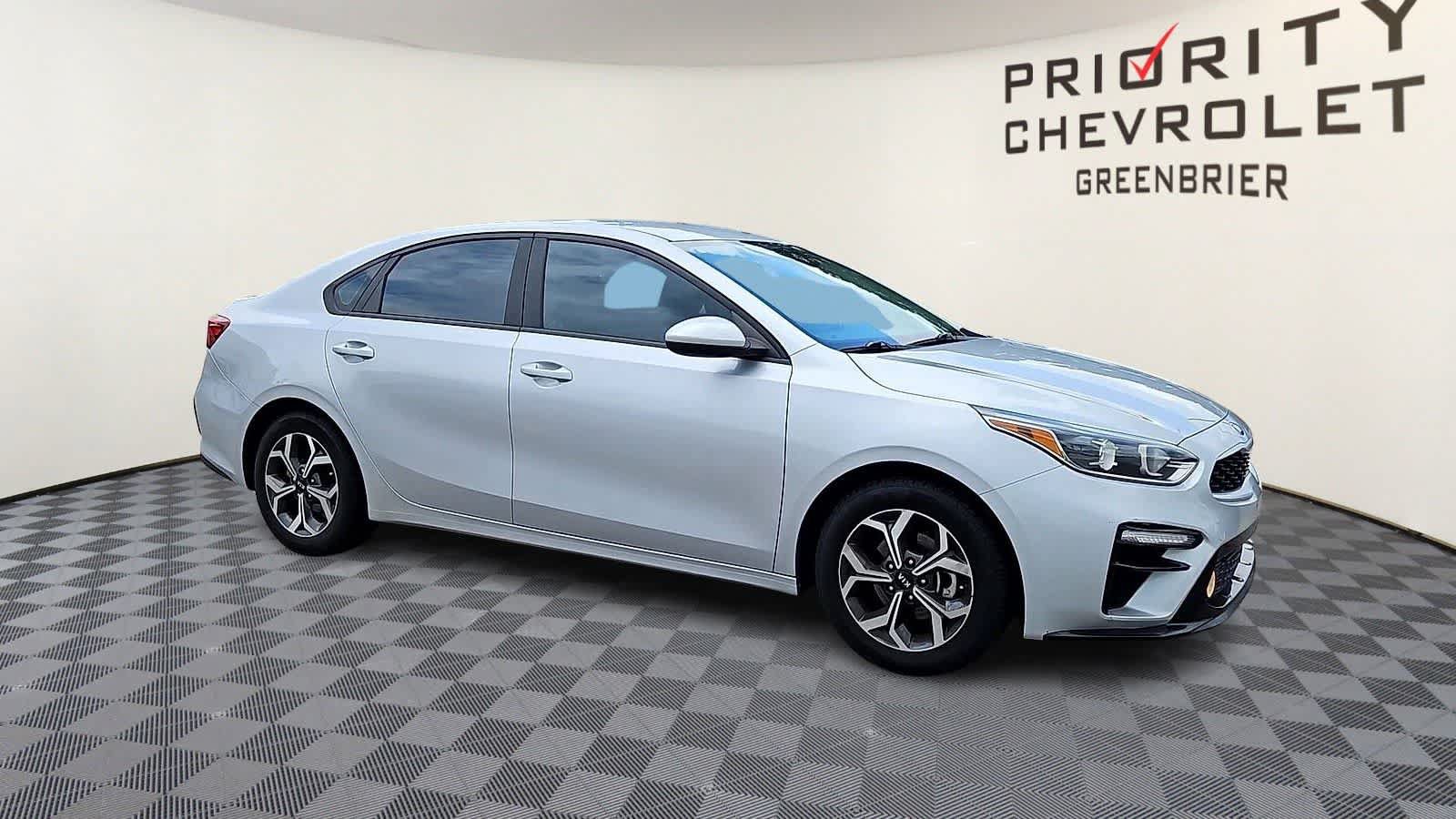 Used 2020 Kia Forte LXS FWD image 2