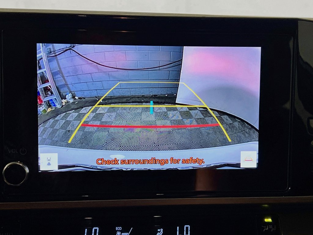 Used 2025 Toyota Camry LE FWD image 25