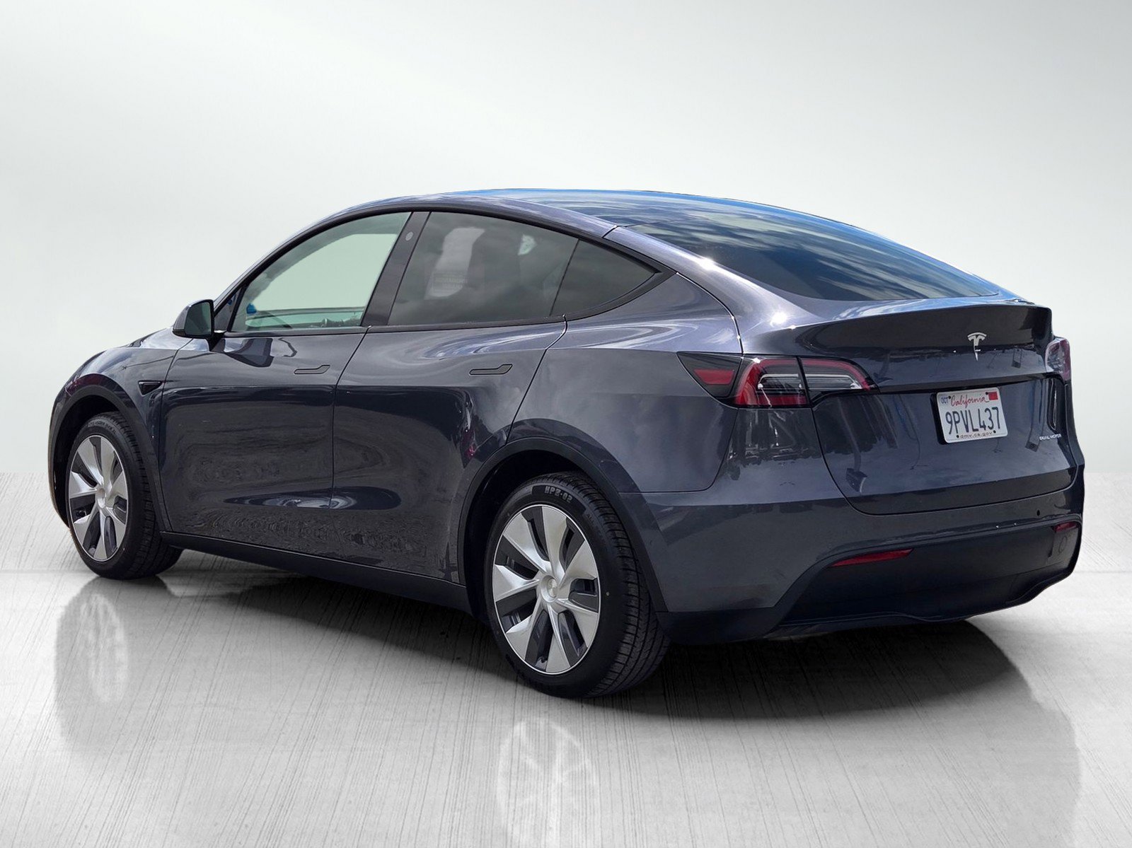 Used 2022 Tesla Model Y Long Range AWD/4WD image 6