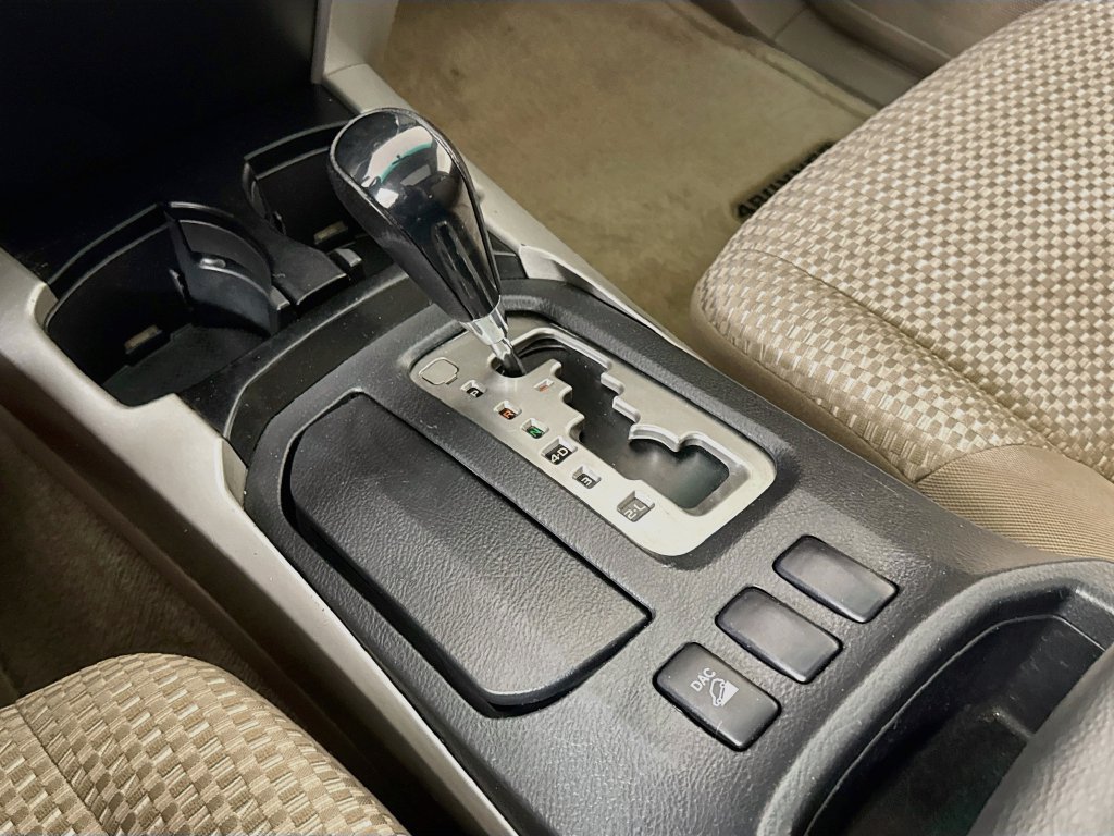 Used 2007 Toyota 4Runner SR5 AWD/4WD image 17