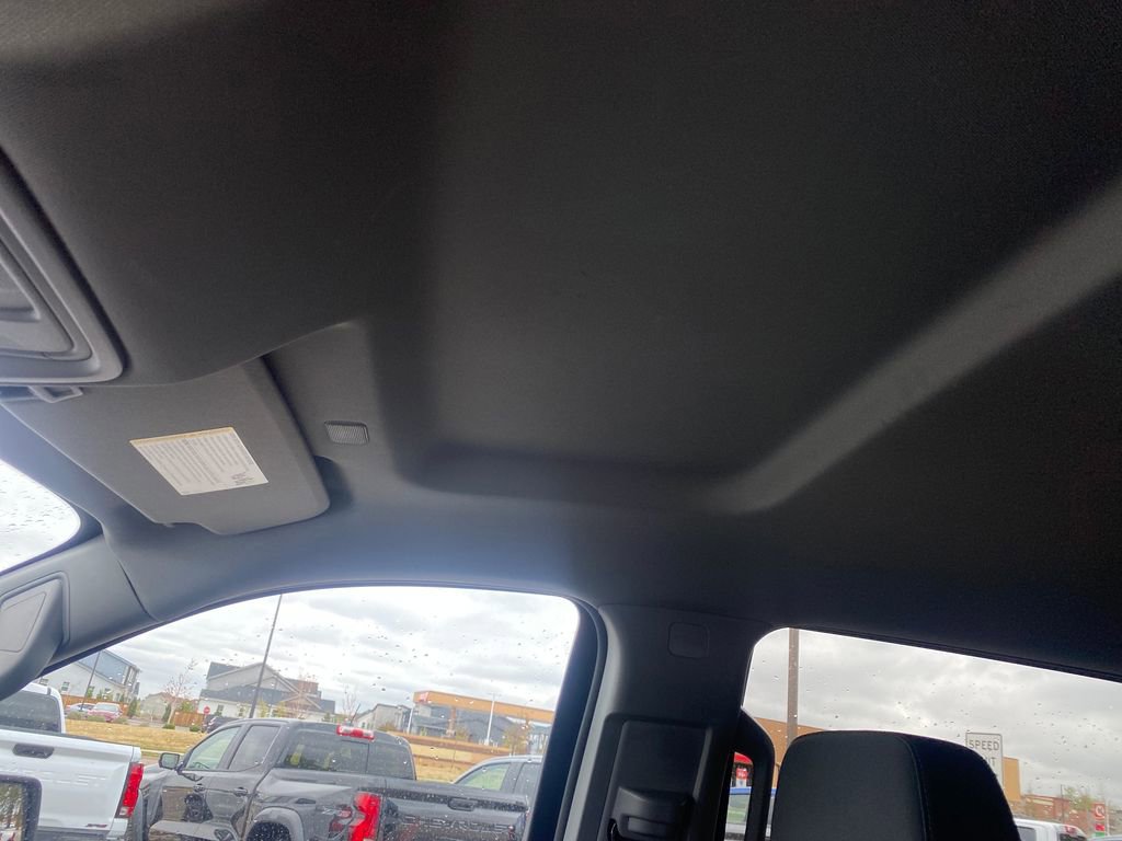 Used 2024 Chevrolet Silverado 1500 LT AWD/4WD image 21