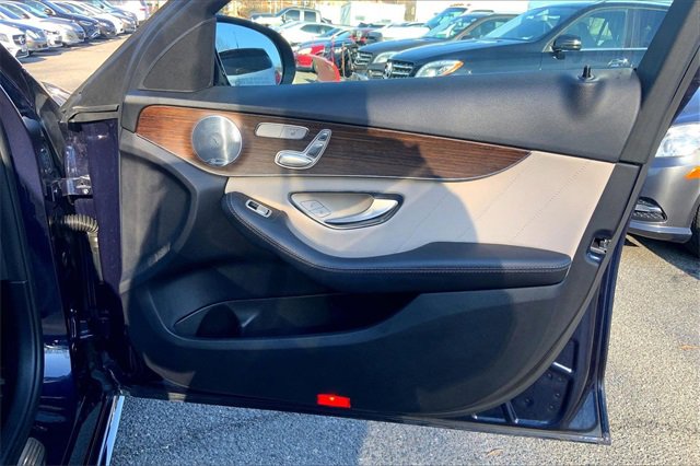 Used 2020 Mercedes-Benz C 300 4MATIC Sedan image 19