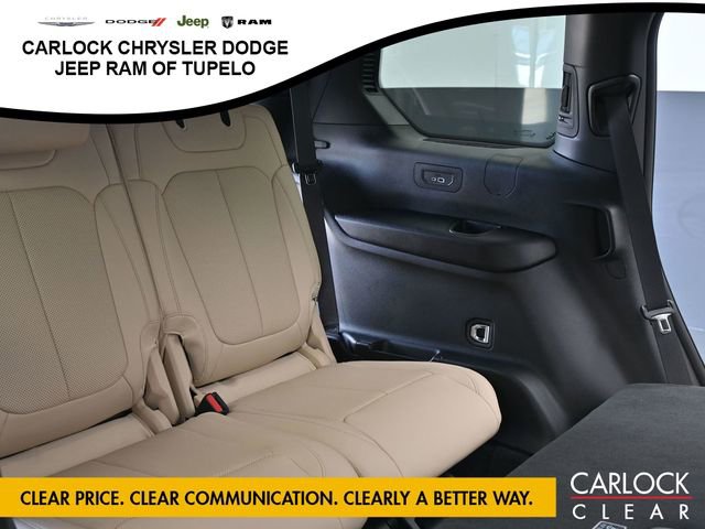 New 2025 Jeep Grand Cherokee L Limited w/ Luxury Tech Group II image 46