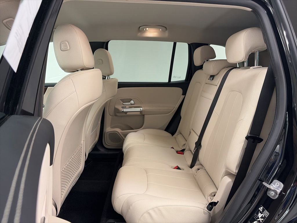 Certified 2023 Mercedes-Benz GLB 250 4MATIC image 16