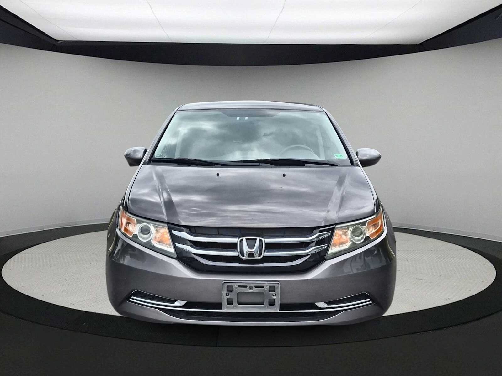 Used 2015 Honda Odyssey EX image 3
