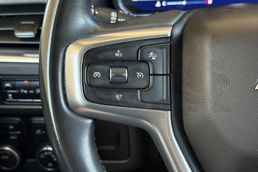 Used 2023 Chevrolet Suburban LT AWD/4WD image 29