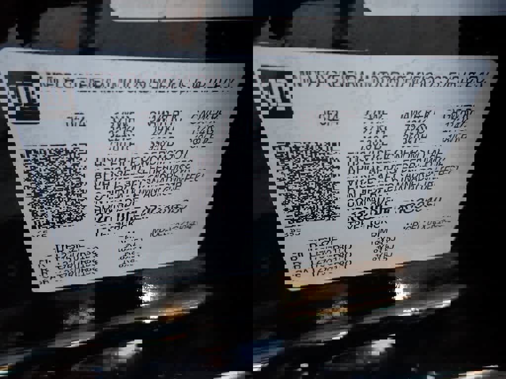 Certified 2024 Chevrolet Silverado 1500 ZR2 w/ Technology Package image 30