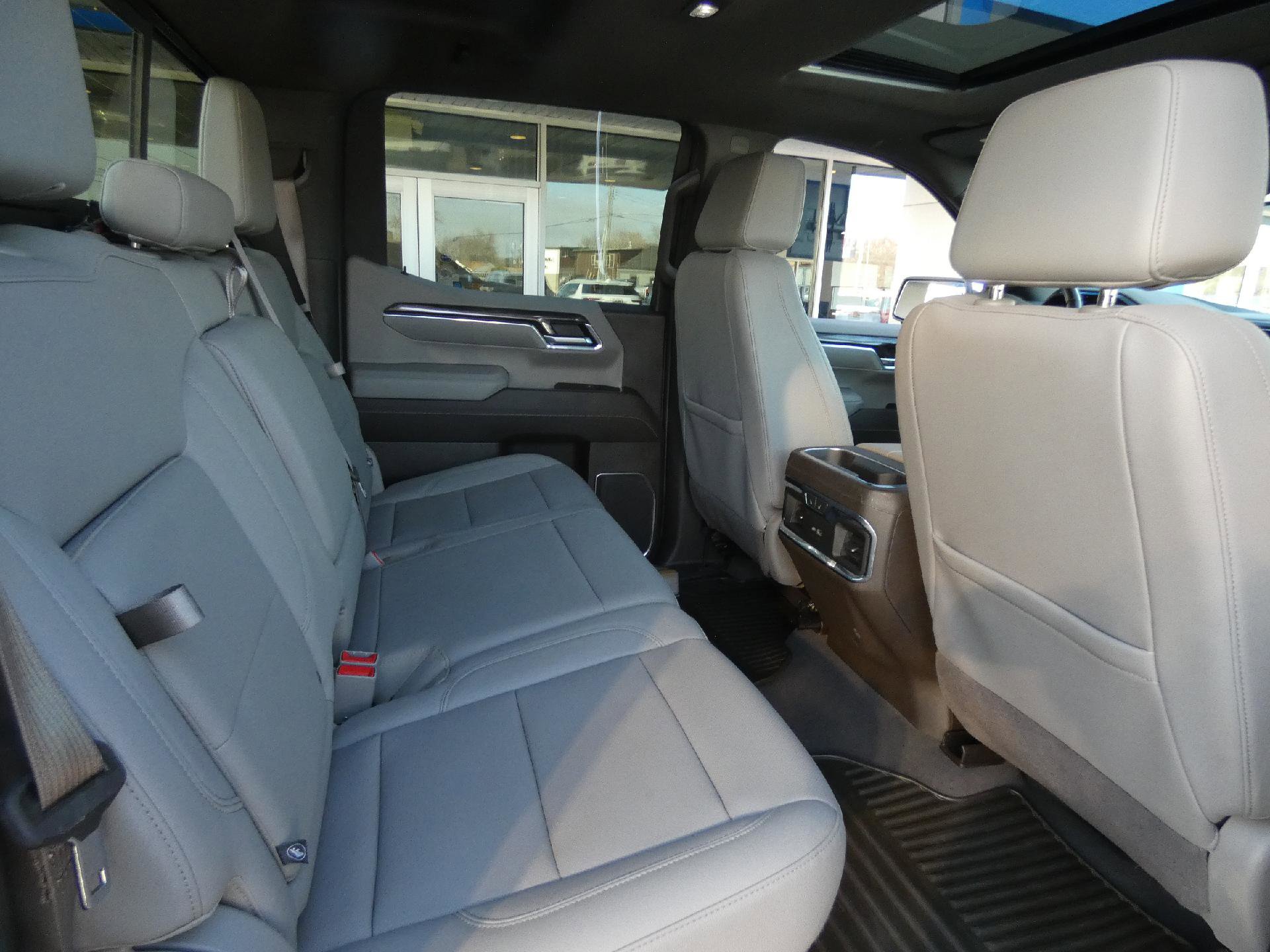 Certified 2023 Chevrolet Silverado 1500 LTZ w/ LTZ Premium Package image 17