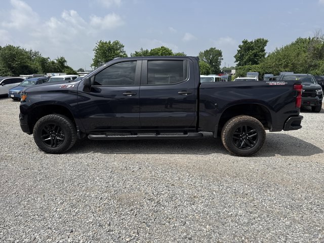 Used 2023 Chevrolet Silverado 1500 Custom Trail Boss AWD/4WD image 3