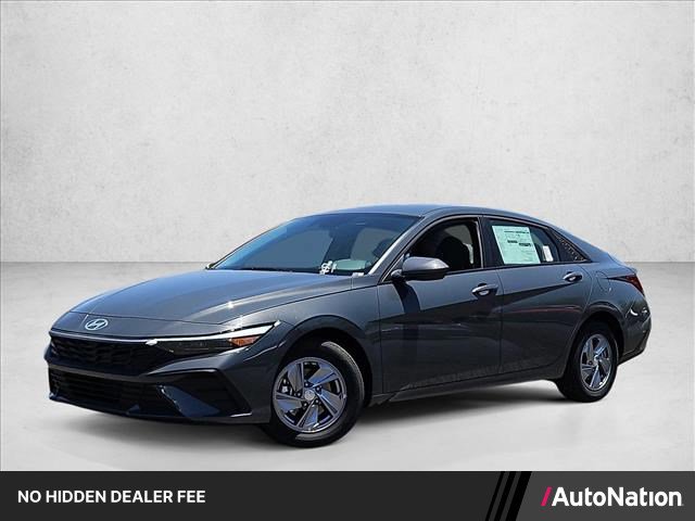 New 2026 Hyundai Elantra SE