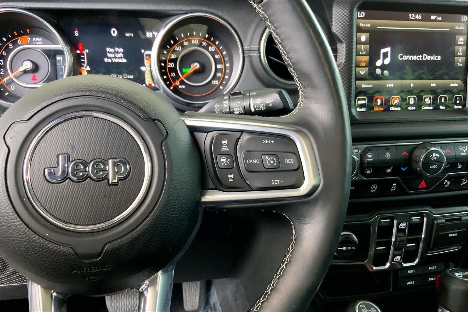 Used 2019 Jeep Wrangler Unlimited Sahara AWD/4WD image 25