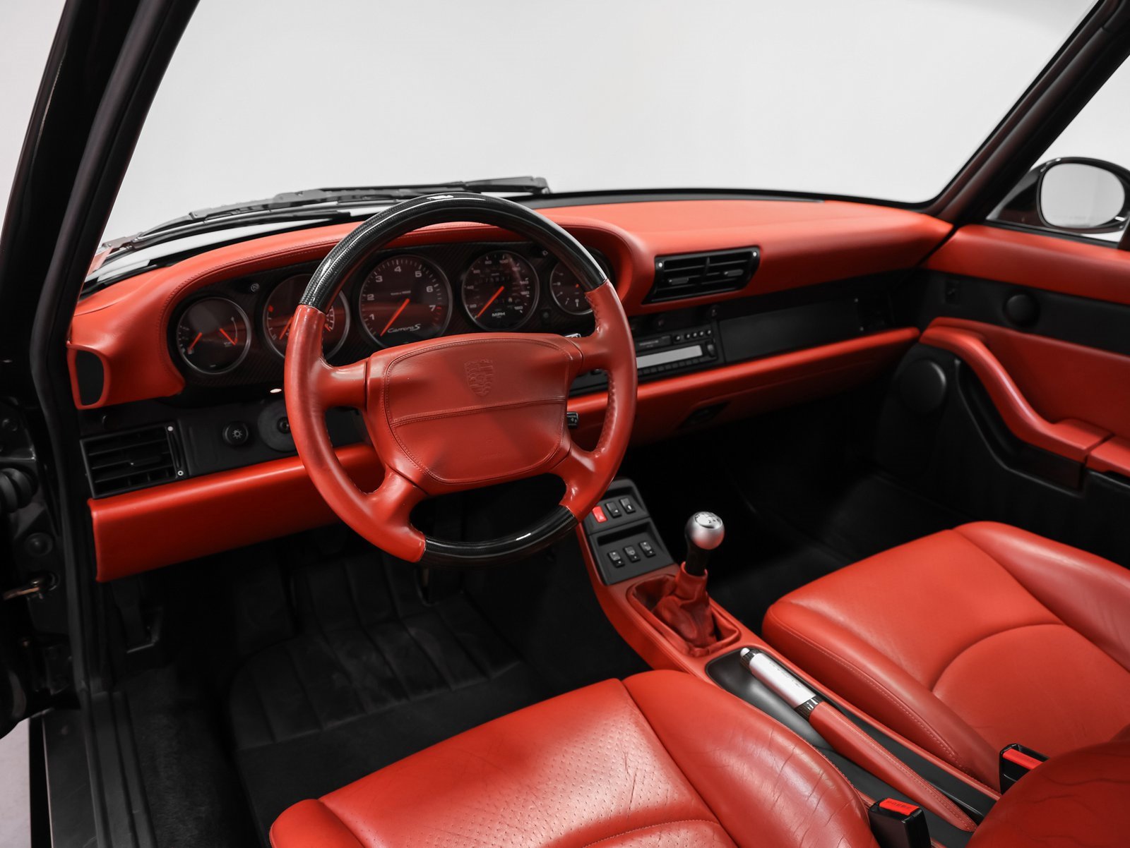 Used 1998 Porsche 911 Carrera S image 4