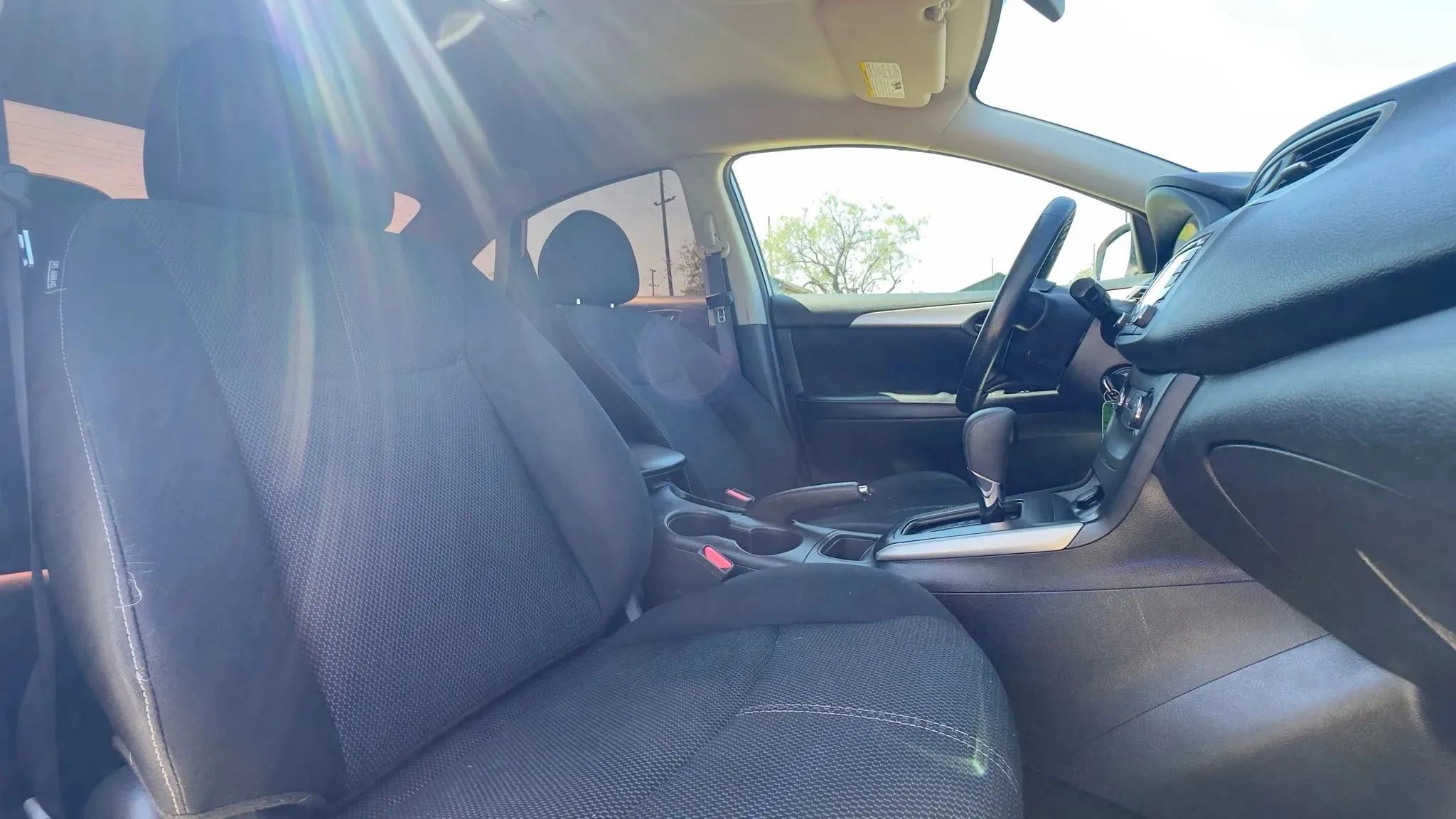 Used 2018 Nissan Sentra S image 25