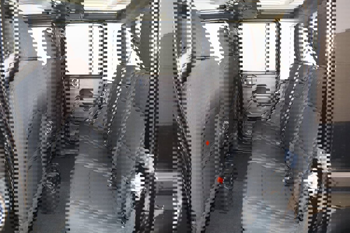 Used 2022 Jeep Wrangler Unlimited Sport image 42