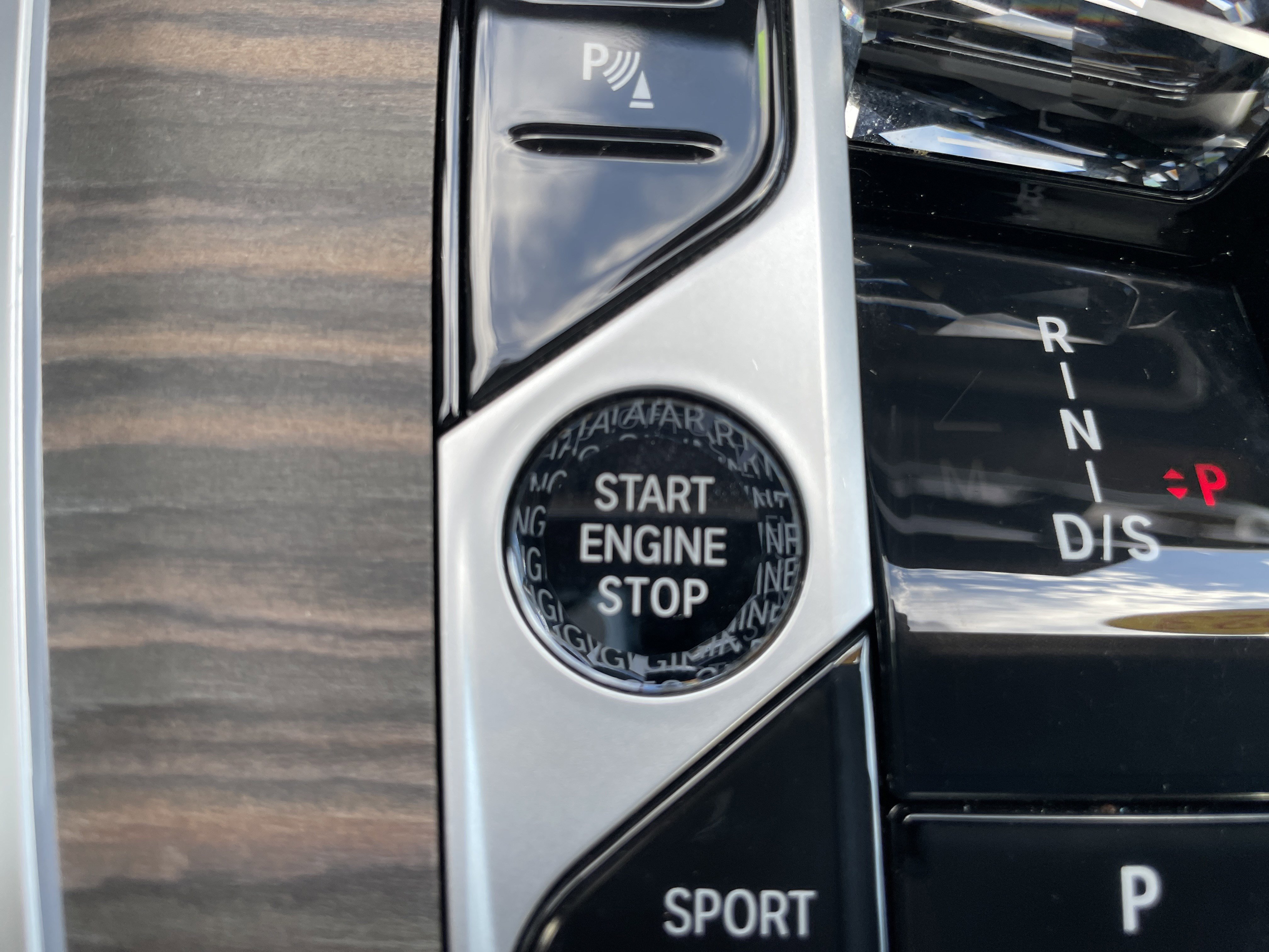 Used 2023 BMW X7 xDrive40i w/ Parking Assistance Package image 68