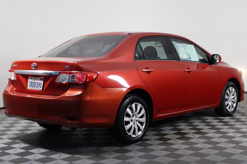 Used 2013 Toyota Corolla LE image 4