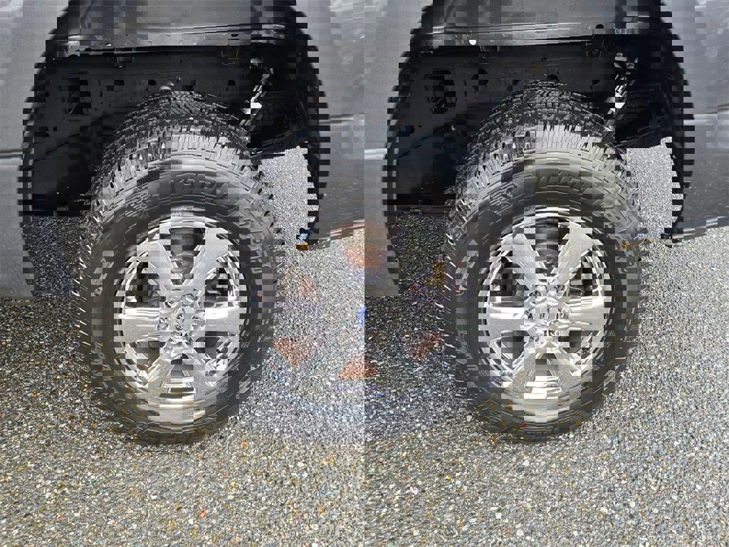 Used 2019 Ford F150 XLT w/ Equipment Group 302A Luxury image 9