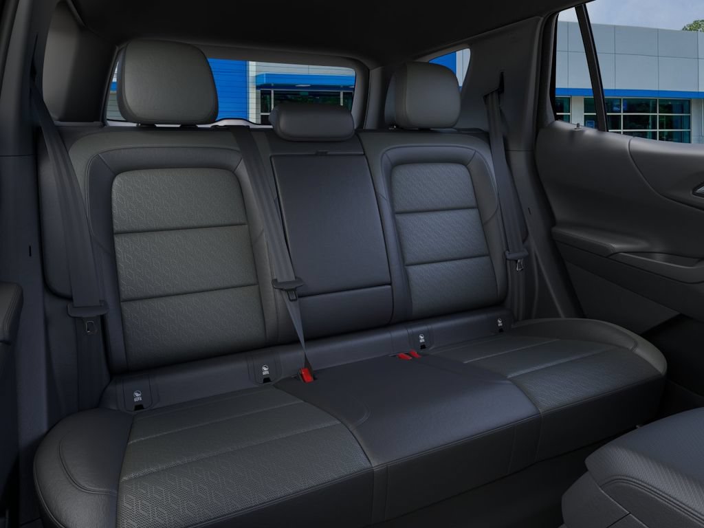 New 2027 Chevrolet Equinox LT w/ Convenience Package II FWD image 17
