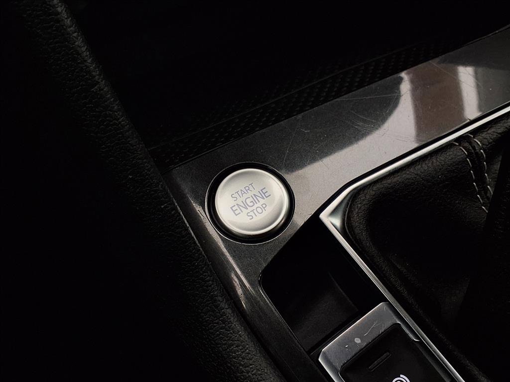 Used 2022 Volkswagen Tiguan SE image 20