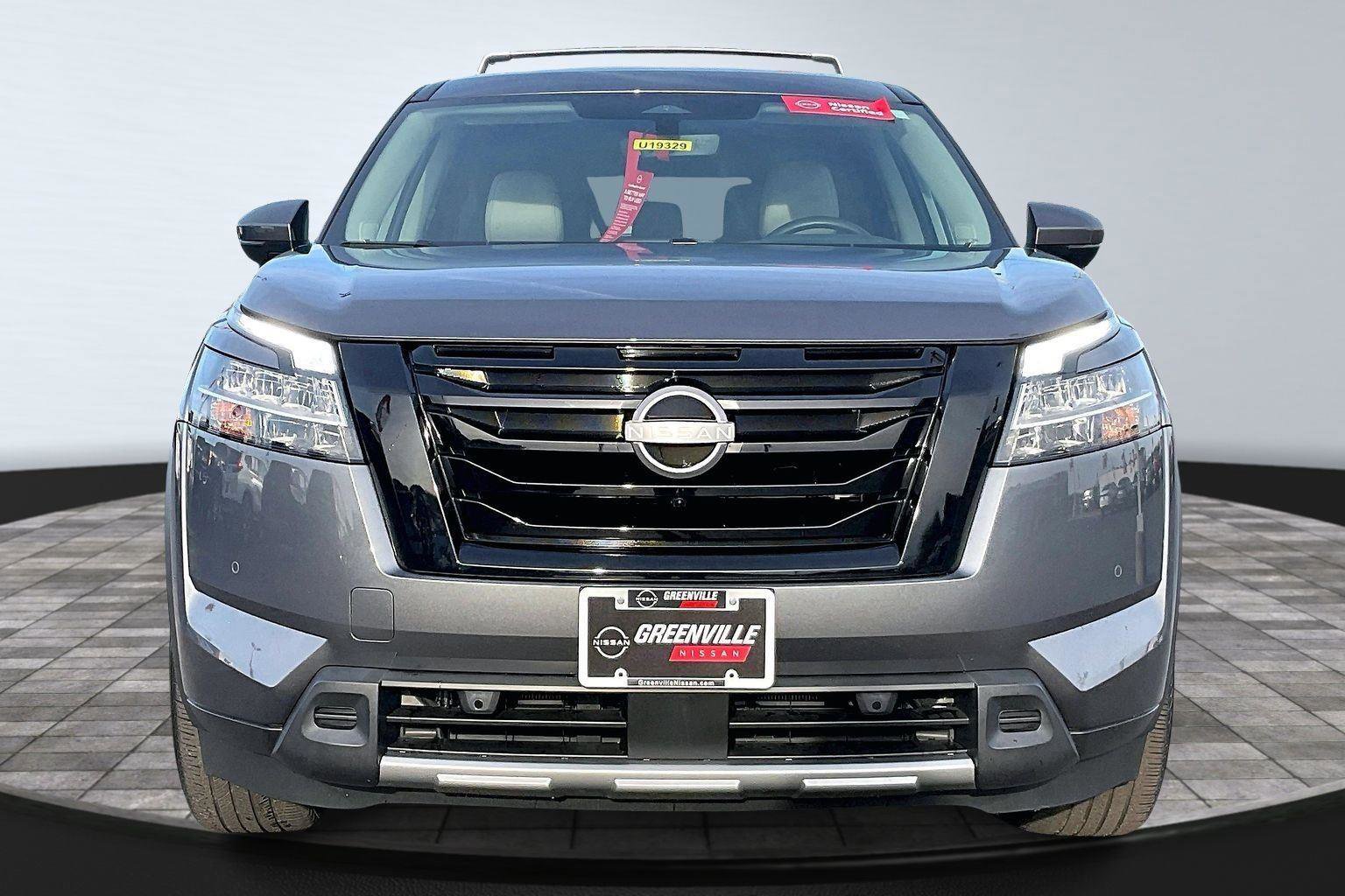 Certified 2024 Nissan Pathfinder SL w/ SL Premium Package image 4