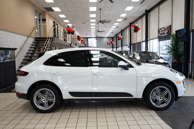 Used 2017 Porsche Macan S image 18