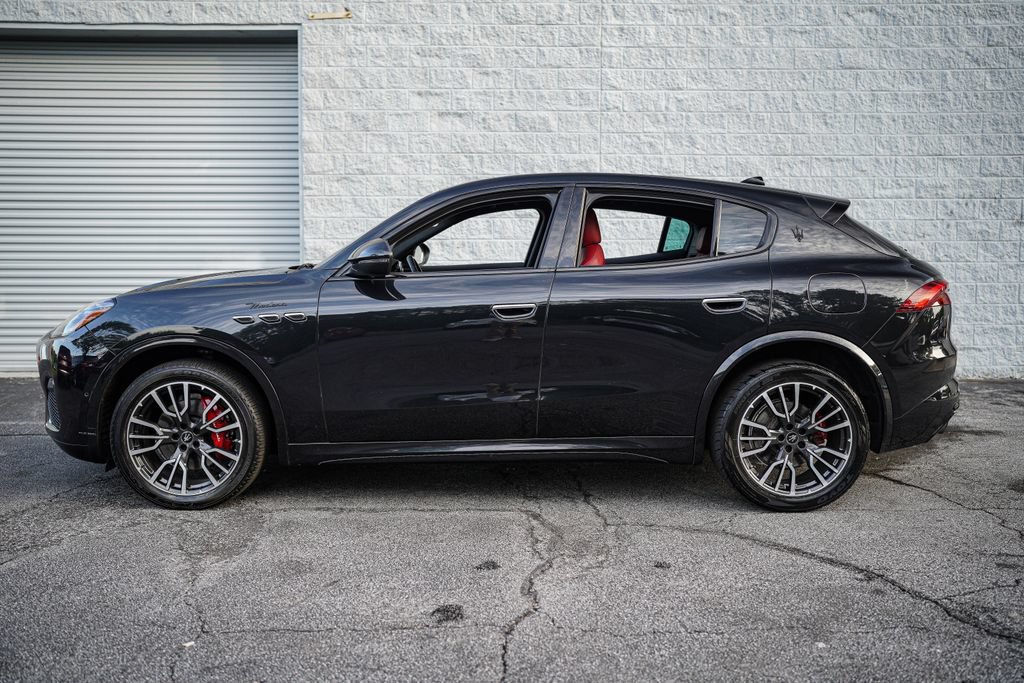 Used 2023 Maserati Grecale Modena AWD/4WD image 9