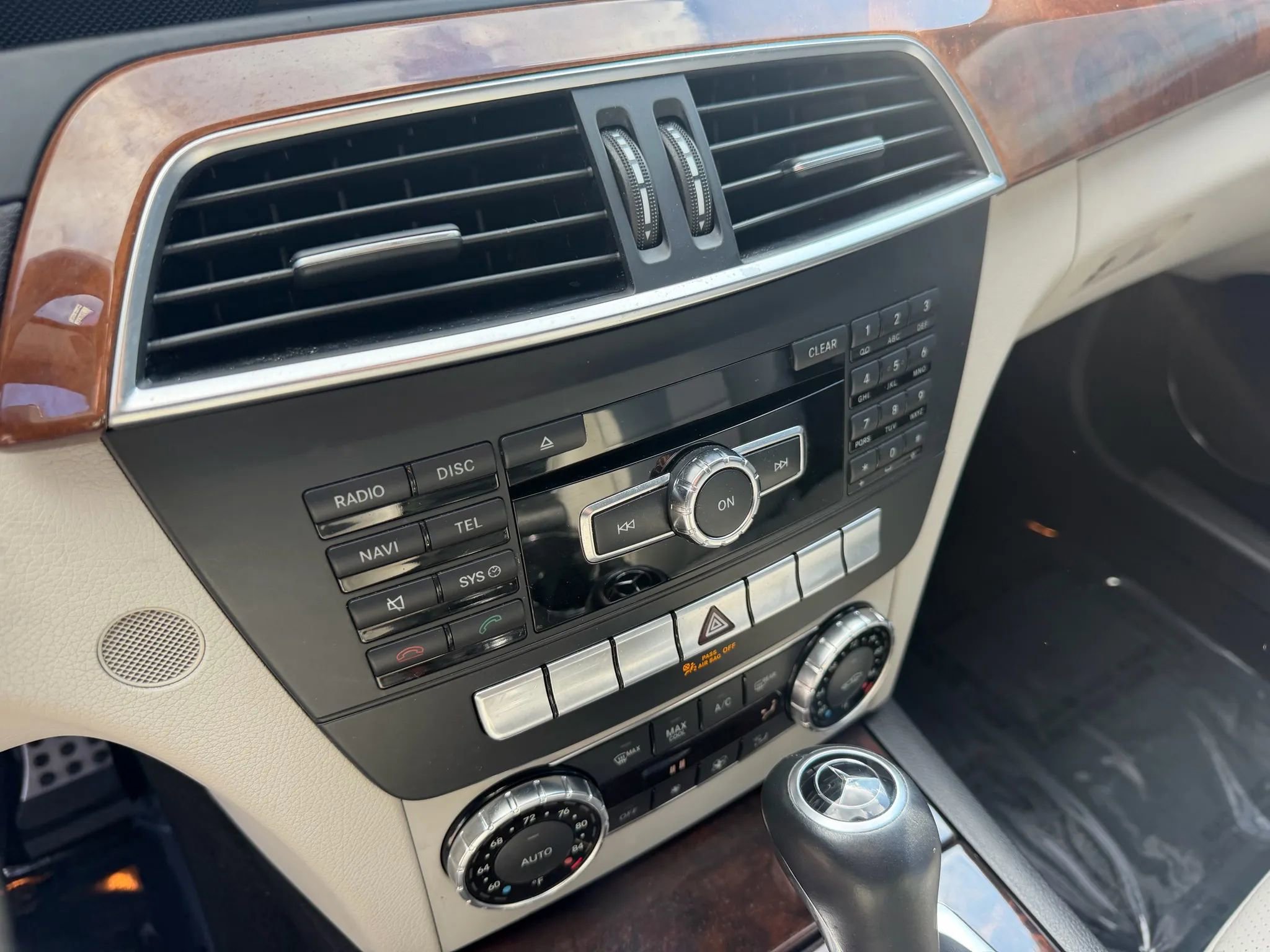 Used 2013 Mercedes-Benz C 250 Sedan image 26