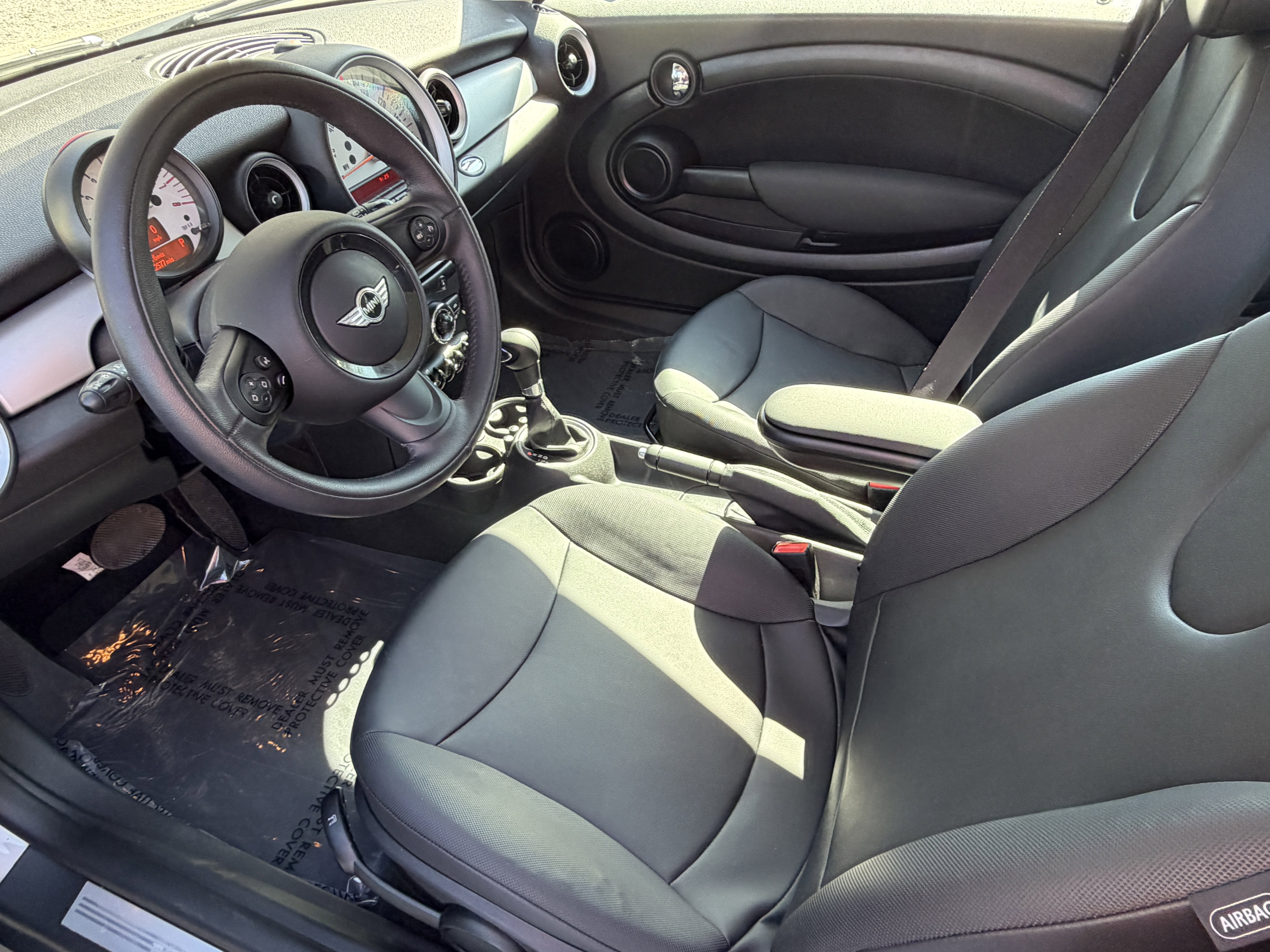 Used 2013 MINI Cooper Hardtop FWD image 4