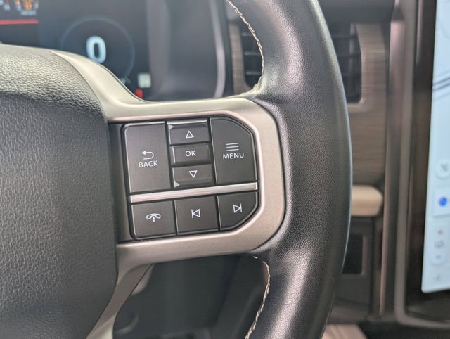 Used 2022 Ford Expedition Limited image 17