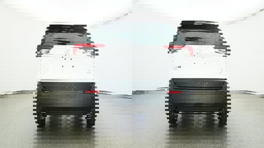 New 2025 Toyota RAV4 XLE image 31