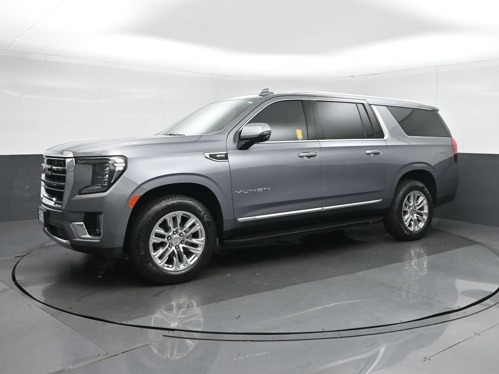Used 2021 GMC Yukon XL SLT w/ SLT Premium Package AWD/4WD image 3
