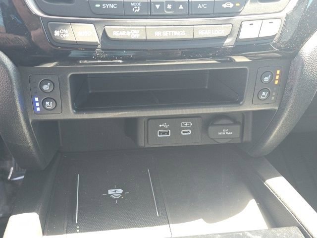Certified 2025 Honda Ridgeline Black Edition image 11