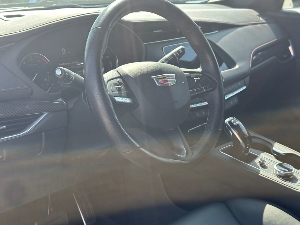 Used 2023 Cadillac XT4 Sport image 24