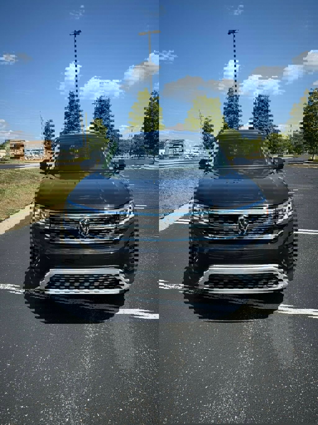 Used 2022 Volkswagen Atlas SE image 2