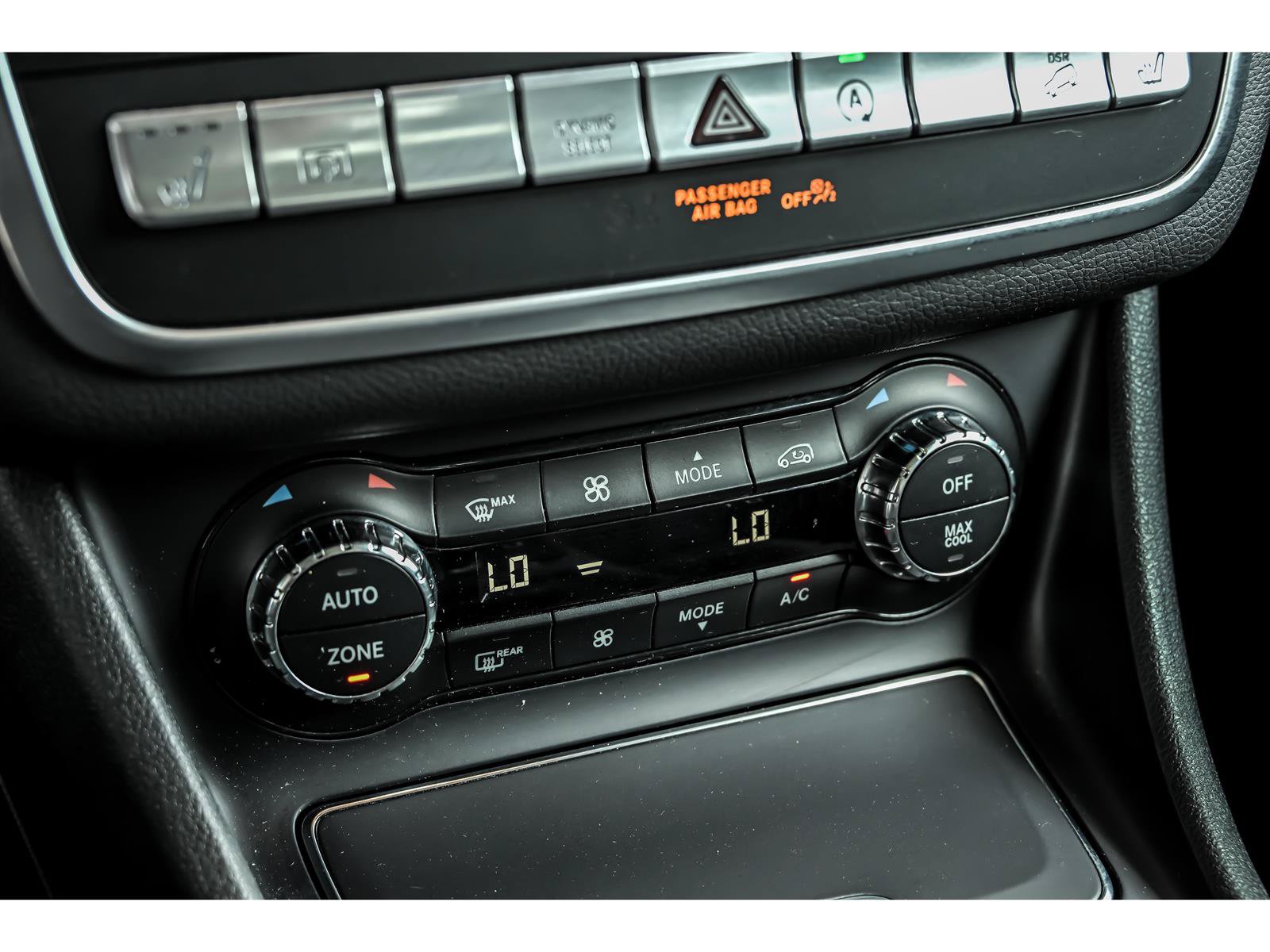 Used 2019 Mercedes-Benz GLA 250 4MATIC image 24