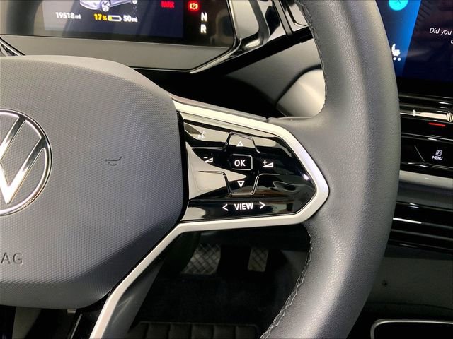 Used 2023 Volkswagen ID.4 Pro S Plus AWD/4WD image 14