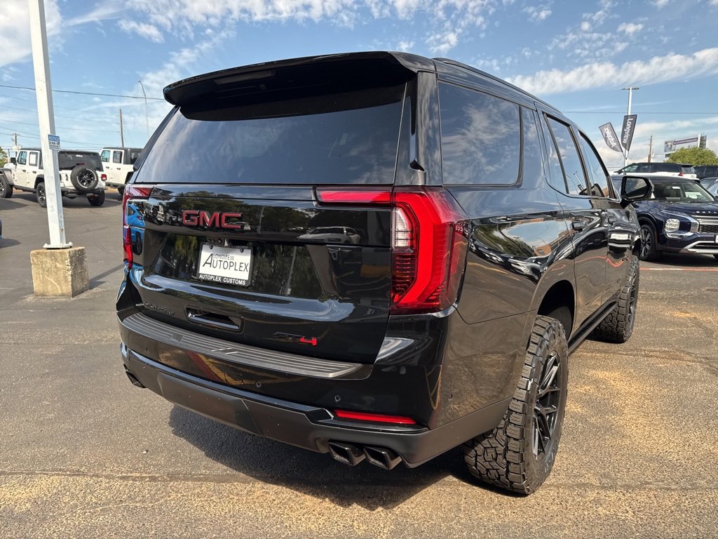 Used 2025 GMC Yukon AT4 w/ AT4 Premium Package image 7