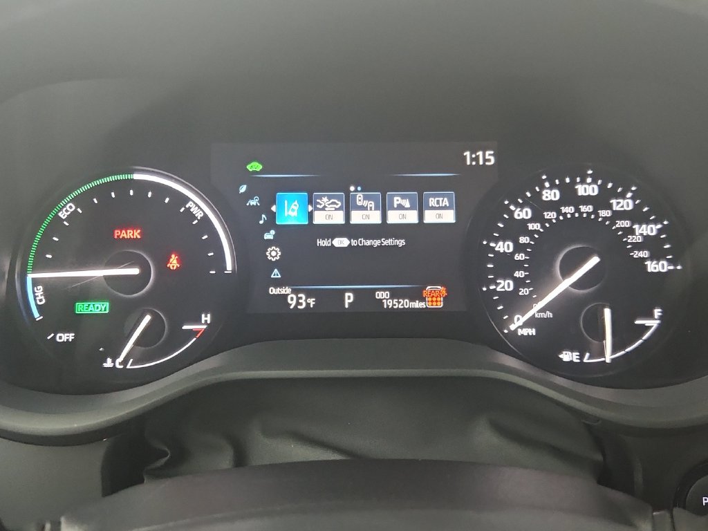 Used 2025 Toyota Sienna XLE FWD image 25
