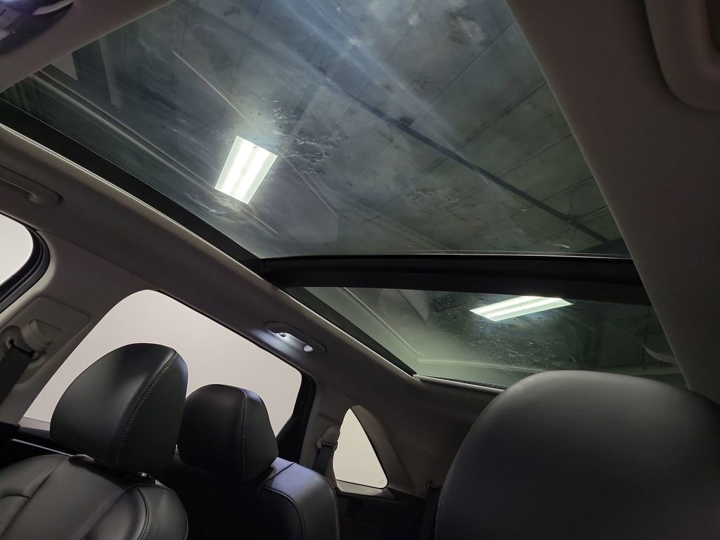 Used 2025 Kia Sorento SX image 14