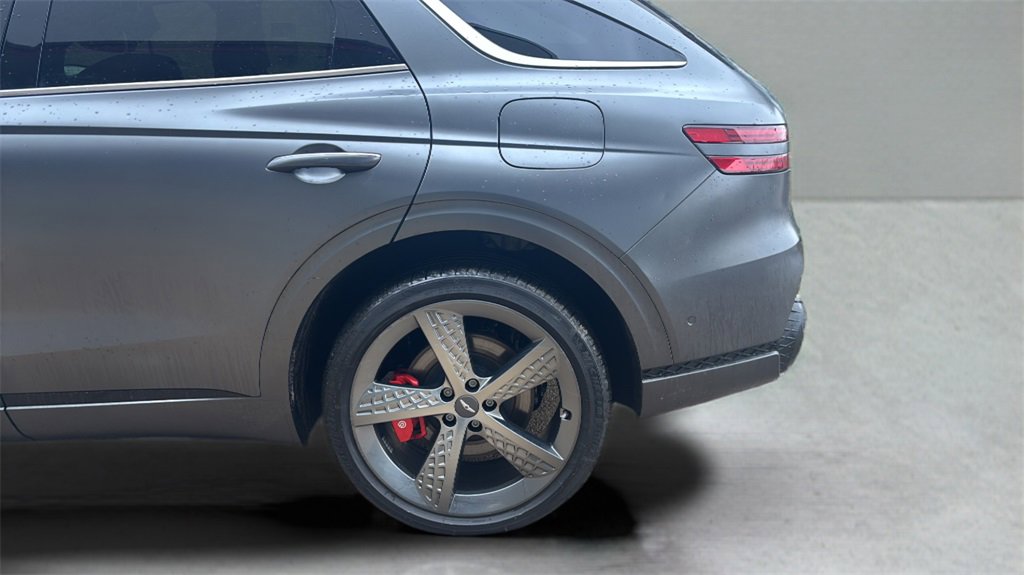 Used 2023 Genesis GV70 2.5T w/ Sport Prestige Package image 25