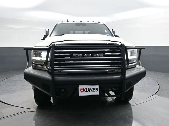 Used 2020 RAM 3500 Limited image 2