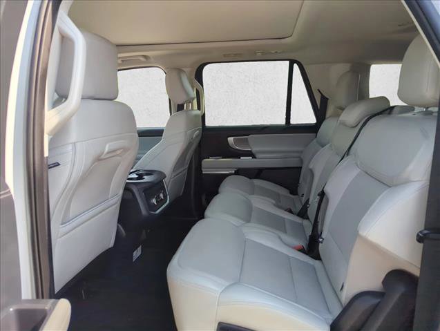 Certified 2025 Ford Expedition Max Platinum AWD/4WD image 19