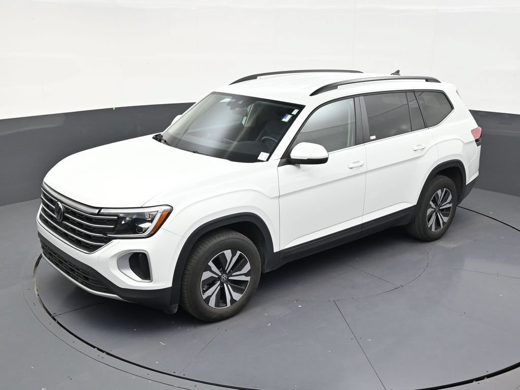 Used 2025 Volkswagen Atlas SE FWD image 12
