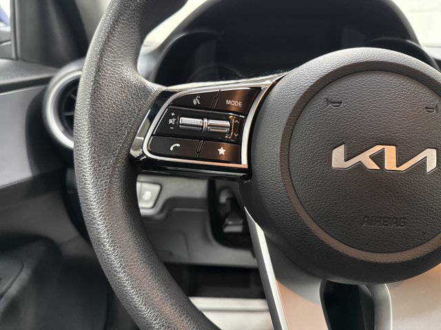 Certified 2023 Kia Forte LXS w/ LXS Technology Package FWD image 17
